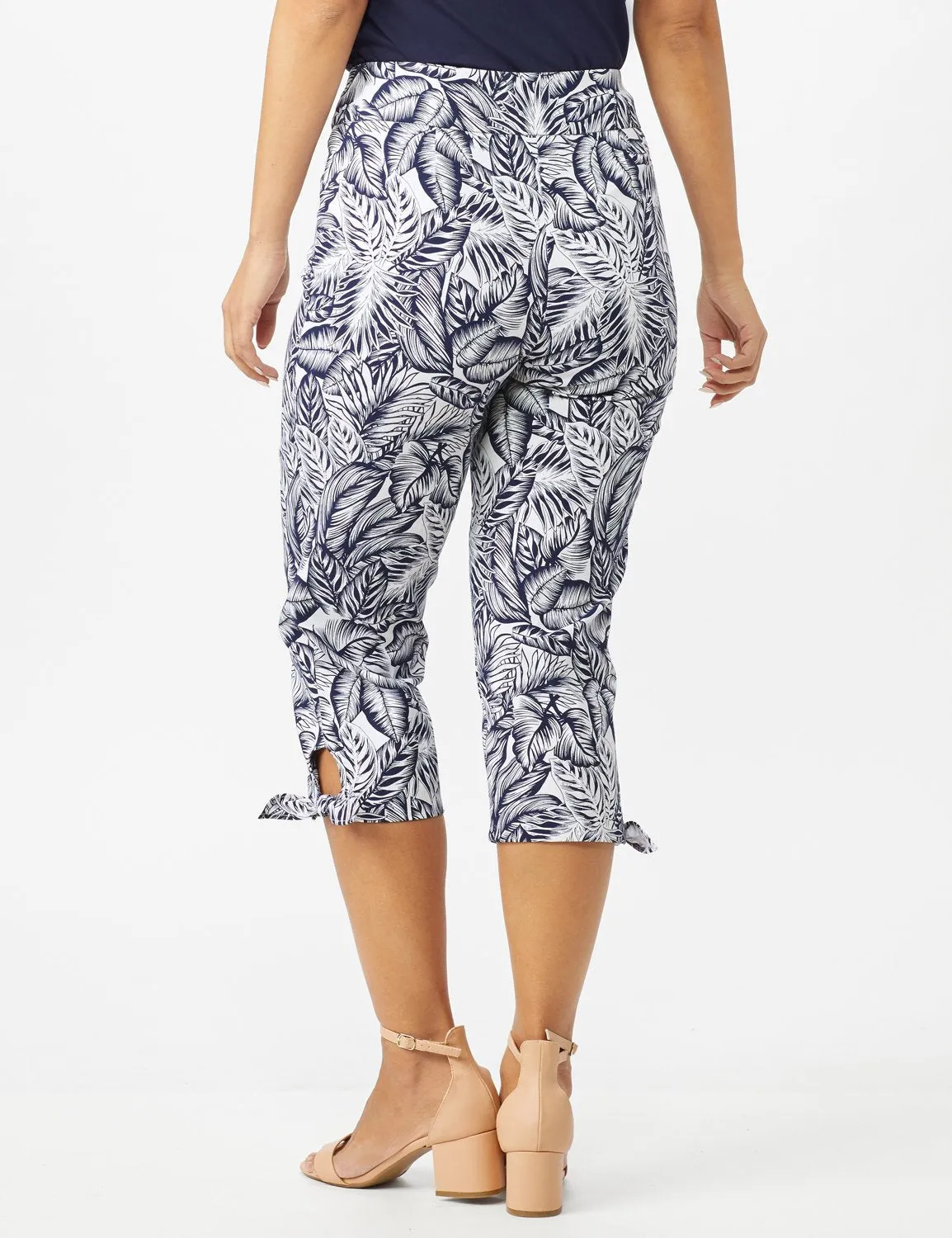 Printed Pull on Pants Tie Hem Capri