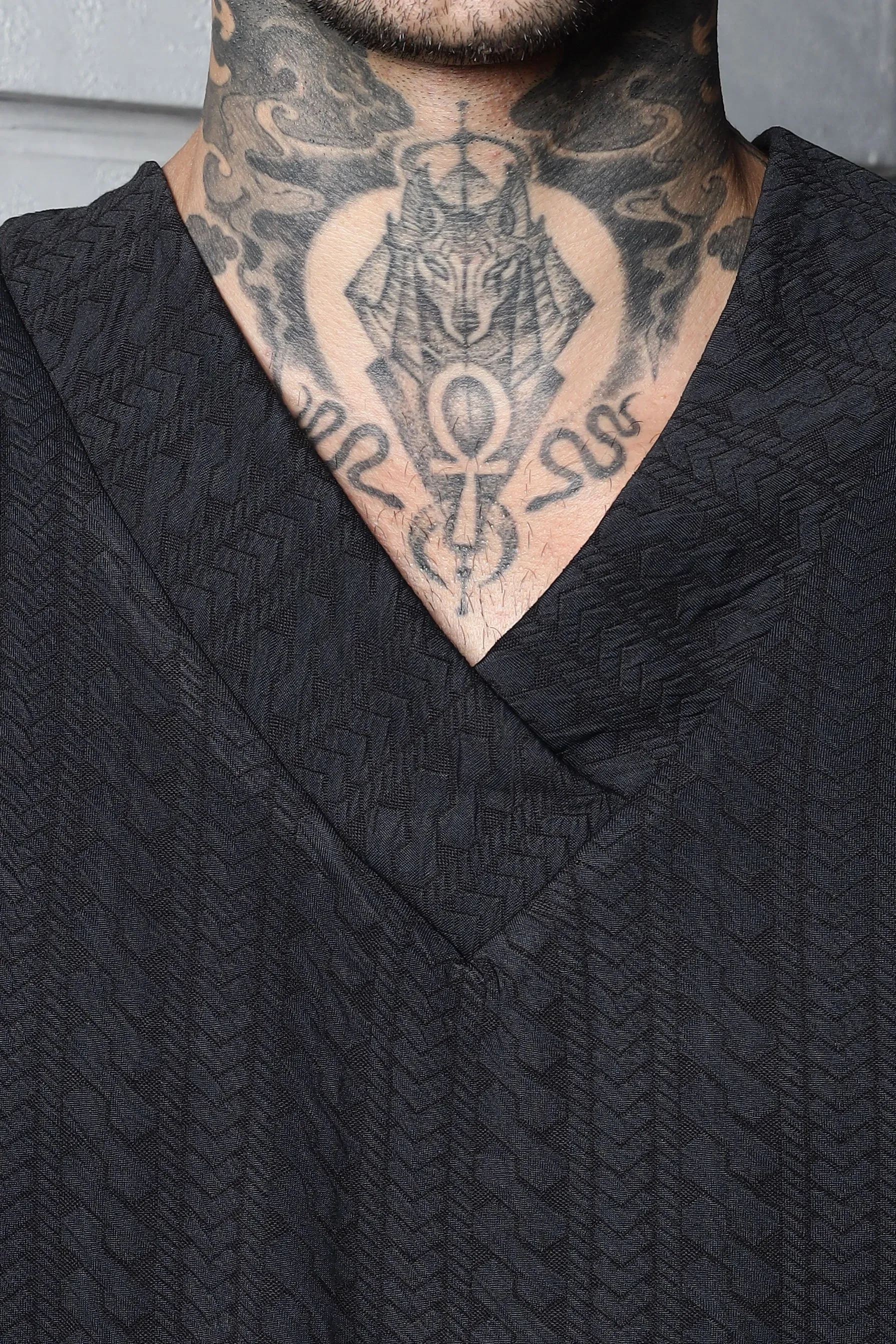 Unisex Black Textured V-Neck Oversized T-shirt